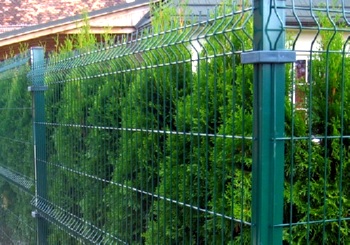 Панелна ограда